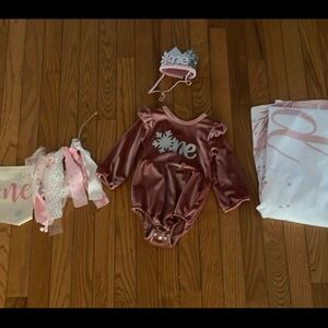 Winter ONEderland 1st First Birthday Party Decorations Dress